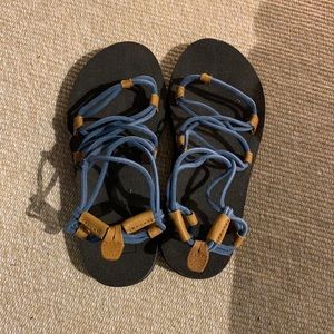 Teva voya infinity sandals